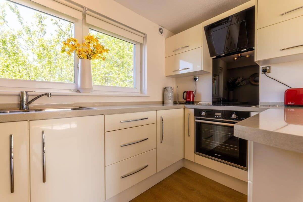 Stunning City Centre 1 Bed With Free Parking Glasgow Exterior foto